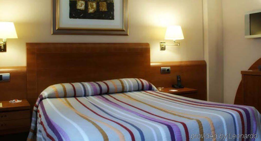 Hotel Amadeus Valladolid Exterior photo